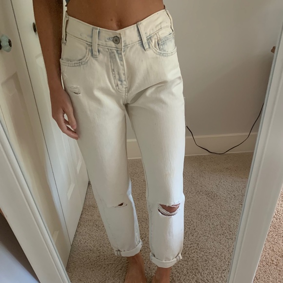 bleached boyfriend jeans